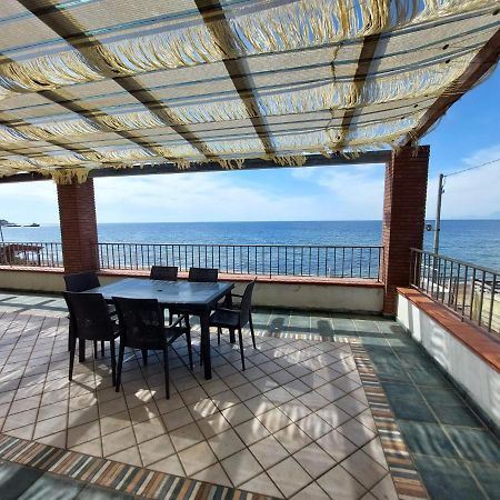 Waikiki Beach Apartments Santa Maria di Castellabate Exterior photo